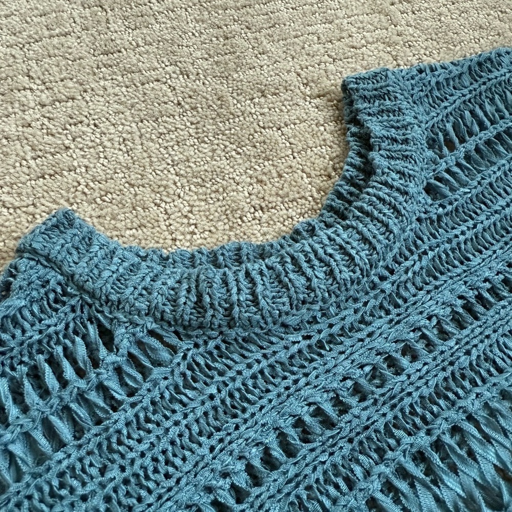 Forever 21 Oversized Knit Coverup - Picture 3 of 7